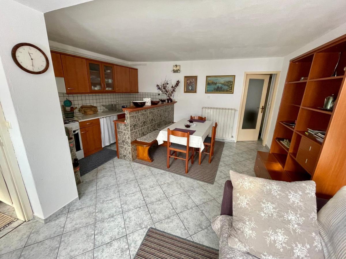 Апартаменты Apartma Pri Soci Бовец Экстерьер фото